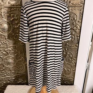 Harper Canyon very soft swing dress with pockets